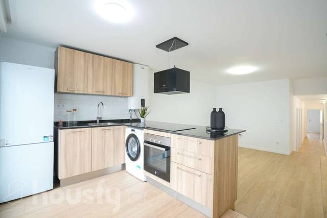 Piso en Venta en Cl Santa Felicidad, . en Ventas