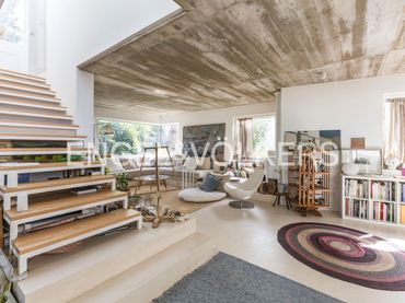 Casa amb balcó en venda a Los Peñascales