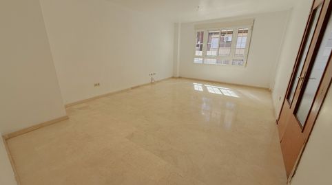 Foto 5 de Casa adosada en venda a Carrer de Santa Tereseta, Camí Reial, Torrent