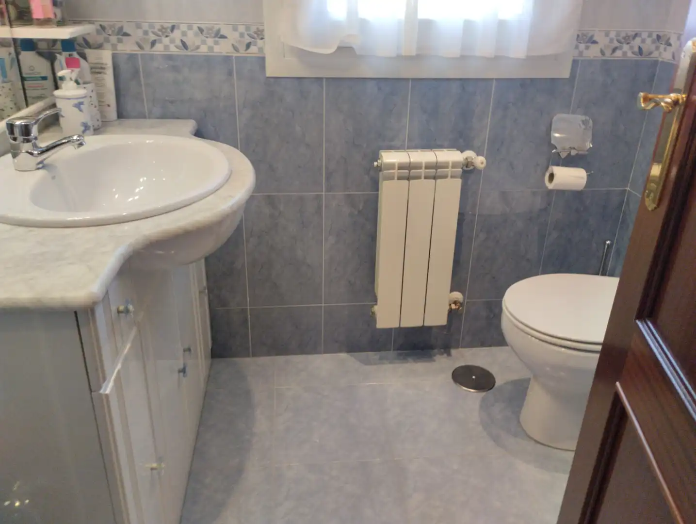 Bathroom of Flat for sale in Bárcena de Cicero  with Heating, Storage room and Swimming Pool