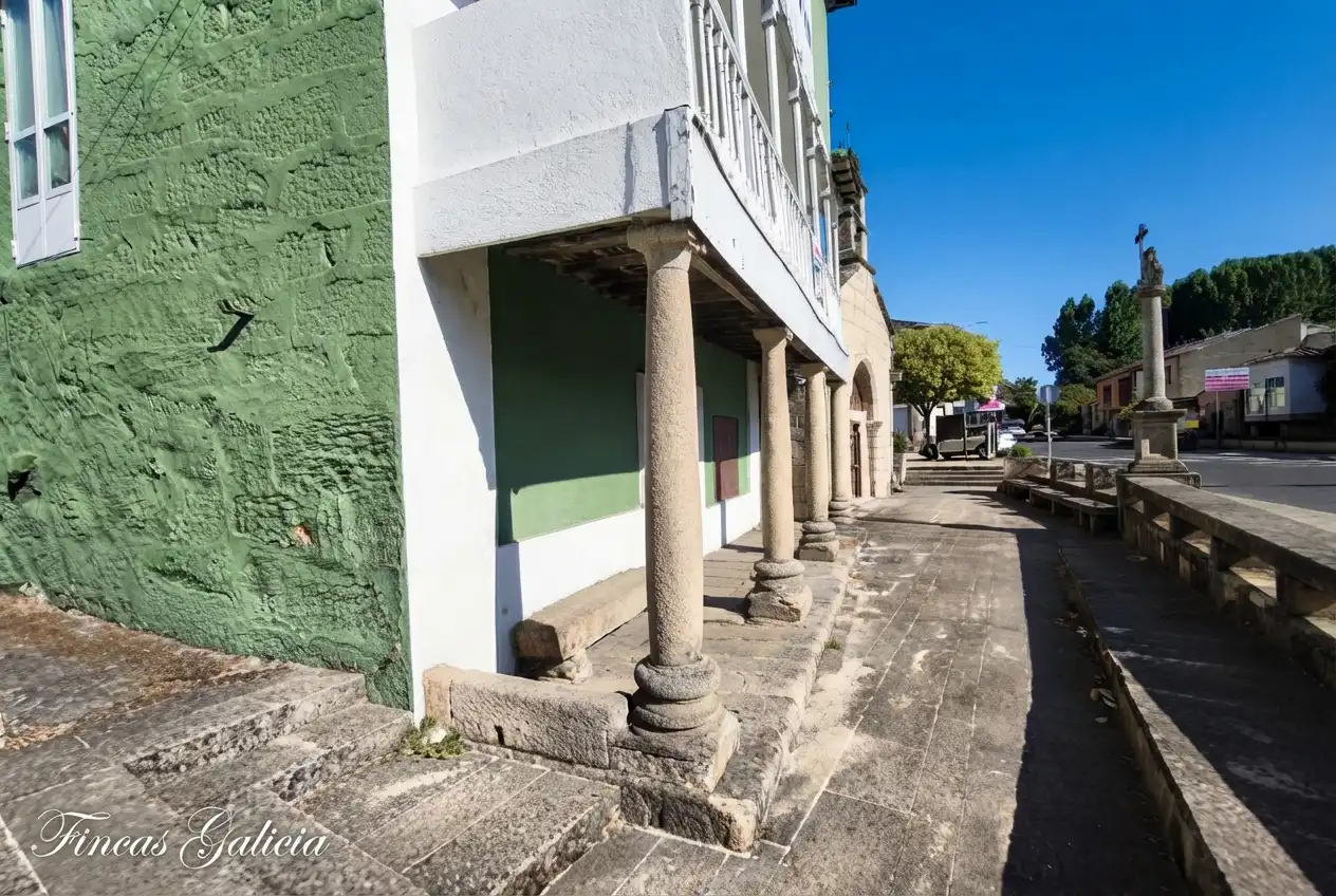 House with garden for sale in Verín, imagen 2