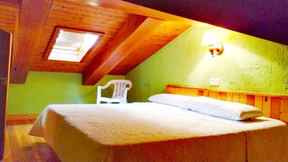 Habitación de Finca rústica en venta en Cabrales con Calefacción, Amueblado y Horno