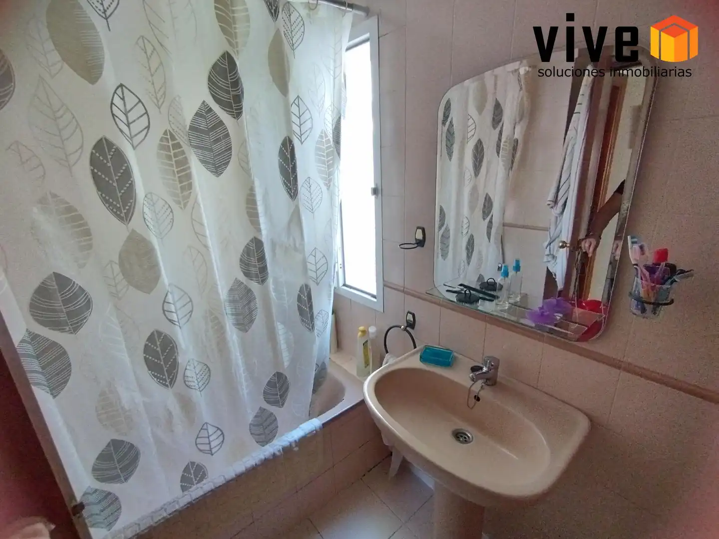 Baño de Piso en venta en Mairena del Aljarafe con Aire acondicionado y Balcón