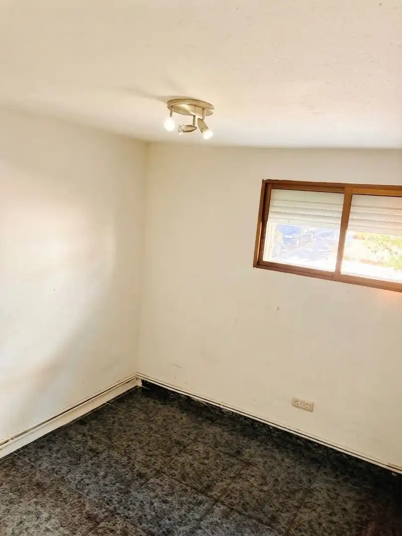 Wohnung zum Verkauf in Manresa mit Klimaanlage, Heizung und Terrasse