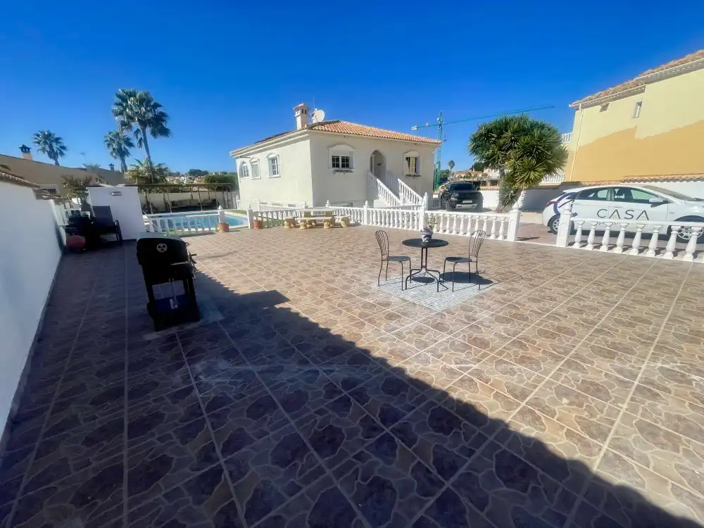 Chalet con piscina en venta en San Fulgencio, imagen 3