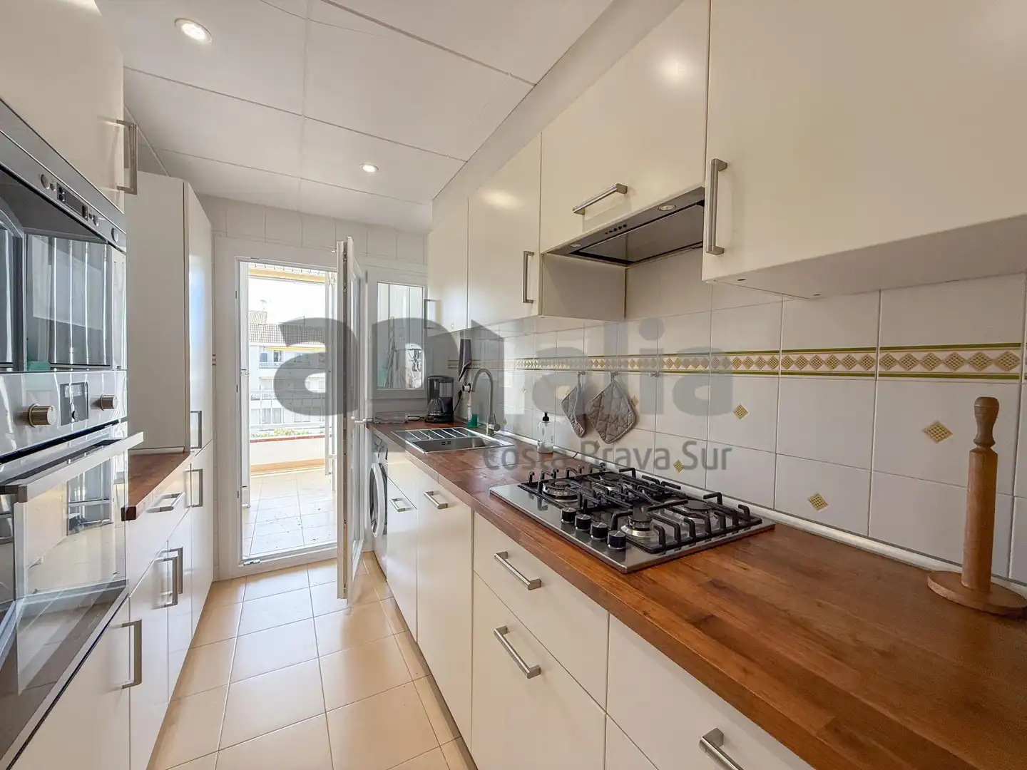Cocina de Piso en venta en Lloret de Mar con Calefacción, Balcón y Piscina comunitaria