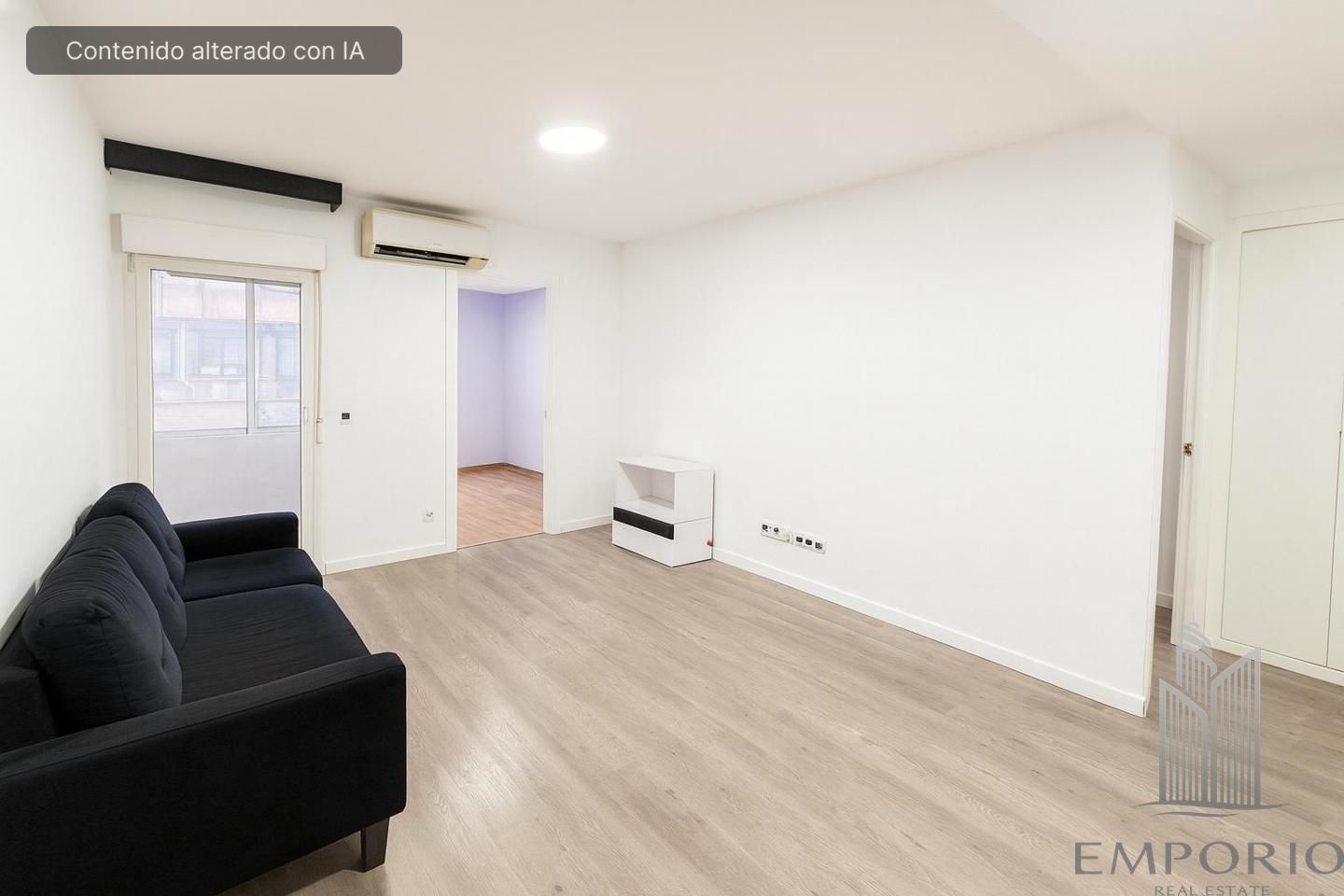 Living room of Flat for sale in  Madrid Capital  with Air Conditioner, Heating and Terrace