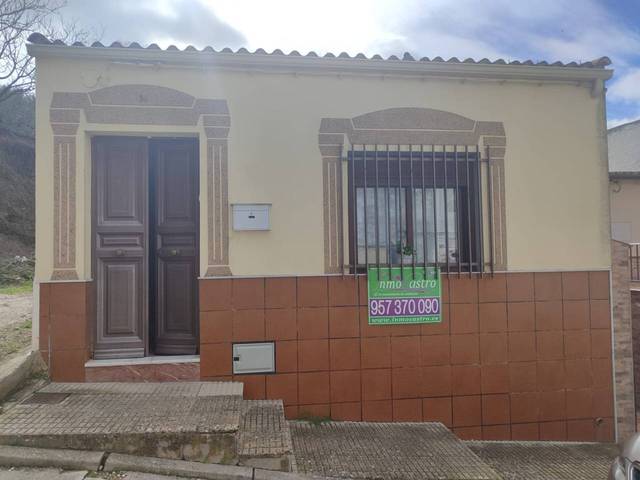 Casa-chalet en Venta en Calle Buenavista en Nueva Carteya