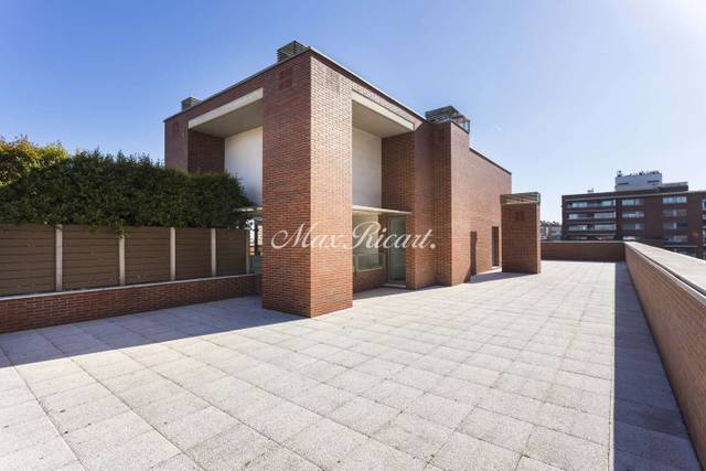 Ático en Alquiler en N/A en Les Tres Torres