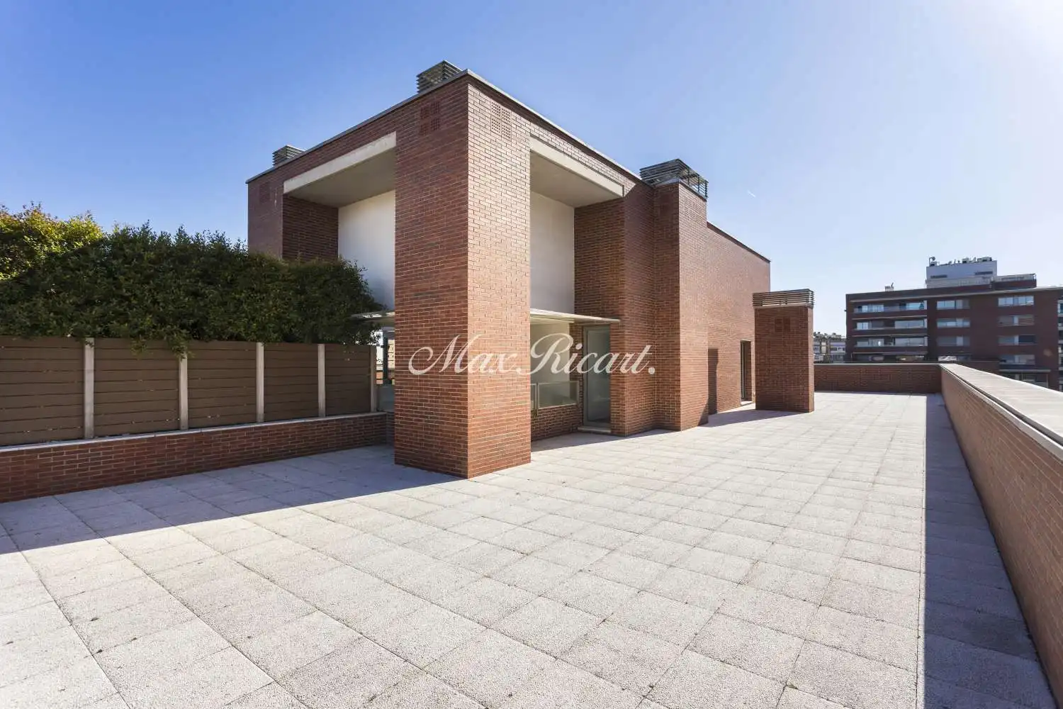 Attic for rent in N/A, Les Tres Torres