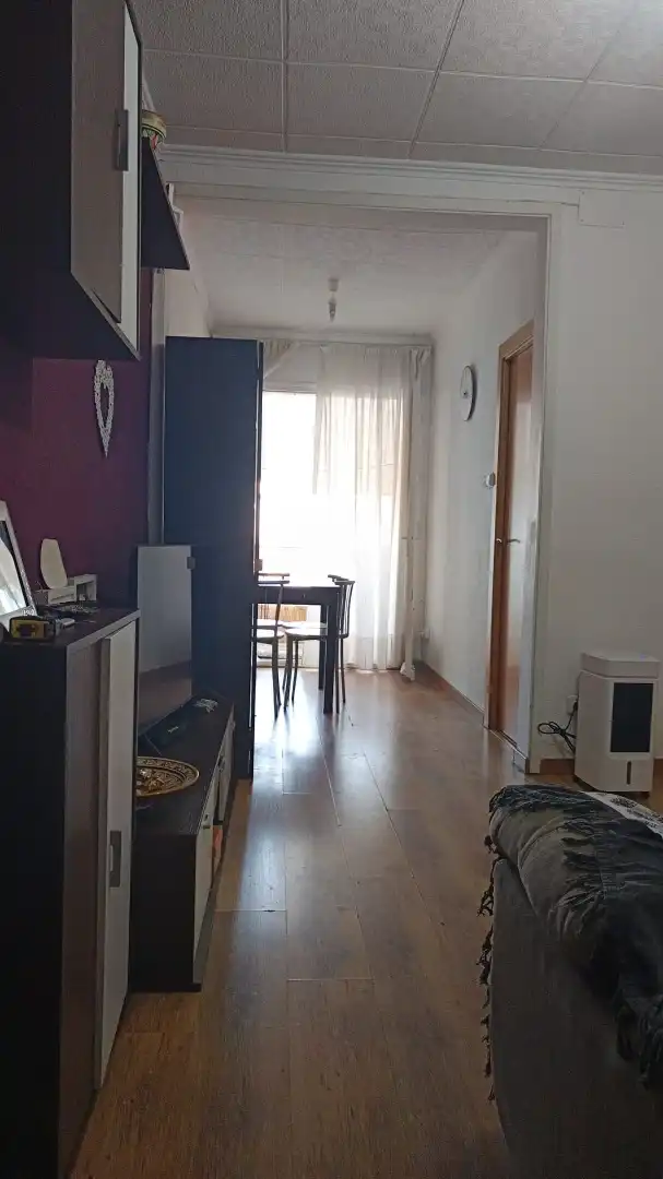 Piso con terraza en venta en Carrer del Pintor Marià Andreu, imagen 2