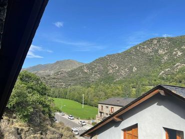 Casa con giardino in vendita a Vall de Cardós