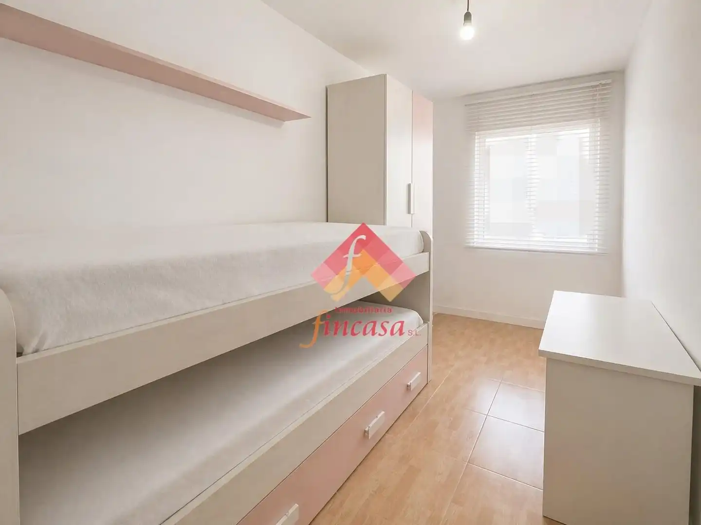 Habitación de Casa adosada en venta en Ronda