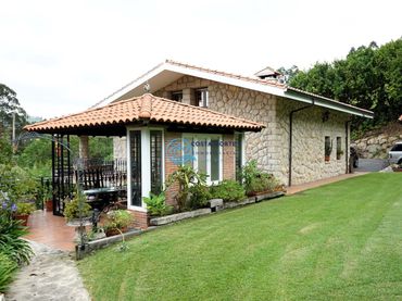 Casa in vendita a Reocín