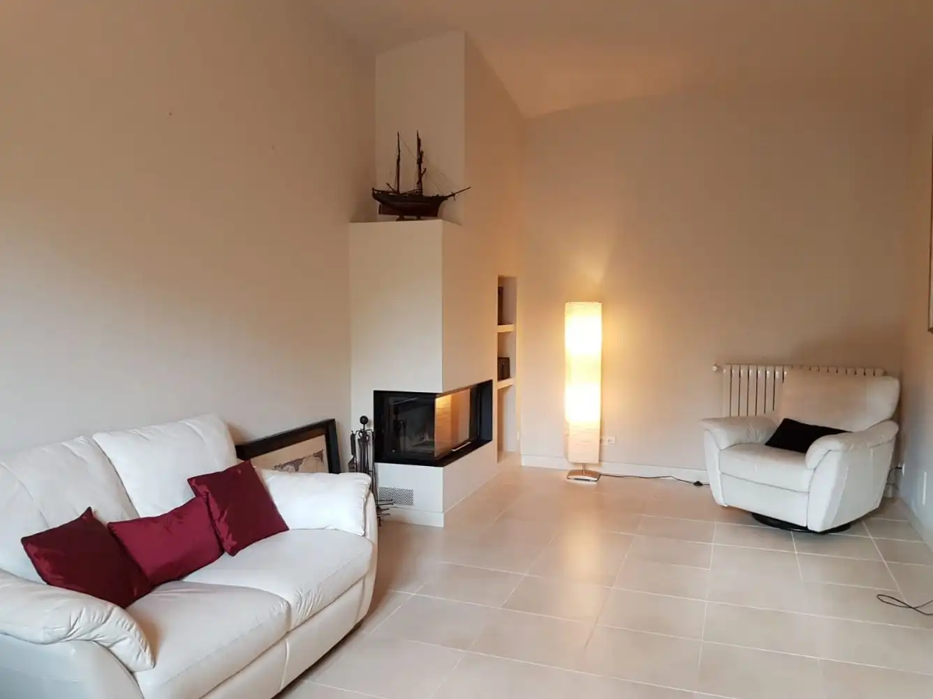 Sala de estar de Finca rústica en venta en Palafrugell con Aire acondicionado, Jardín privado y Parquet