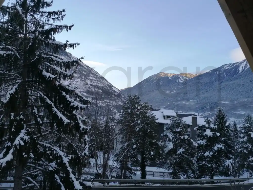 Vista exterior de Casa o xalet de lloguer en Vielha e Mijaran