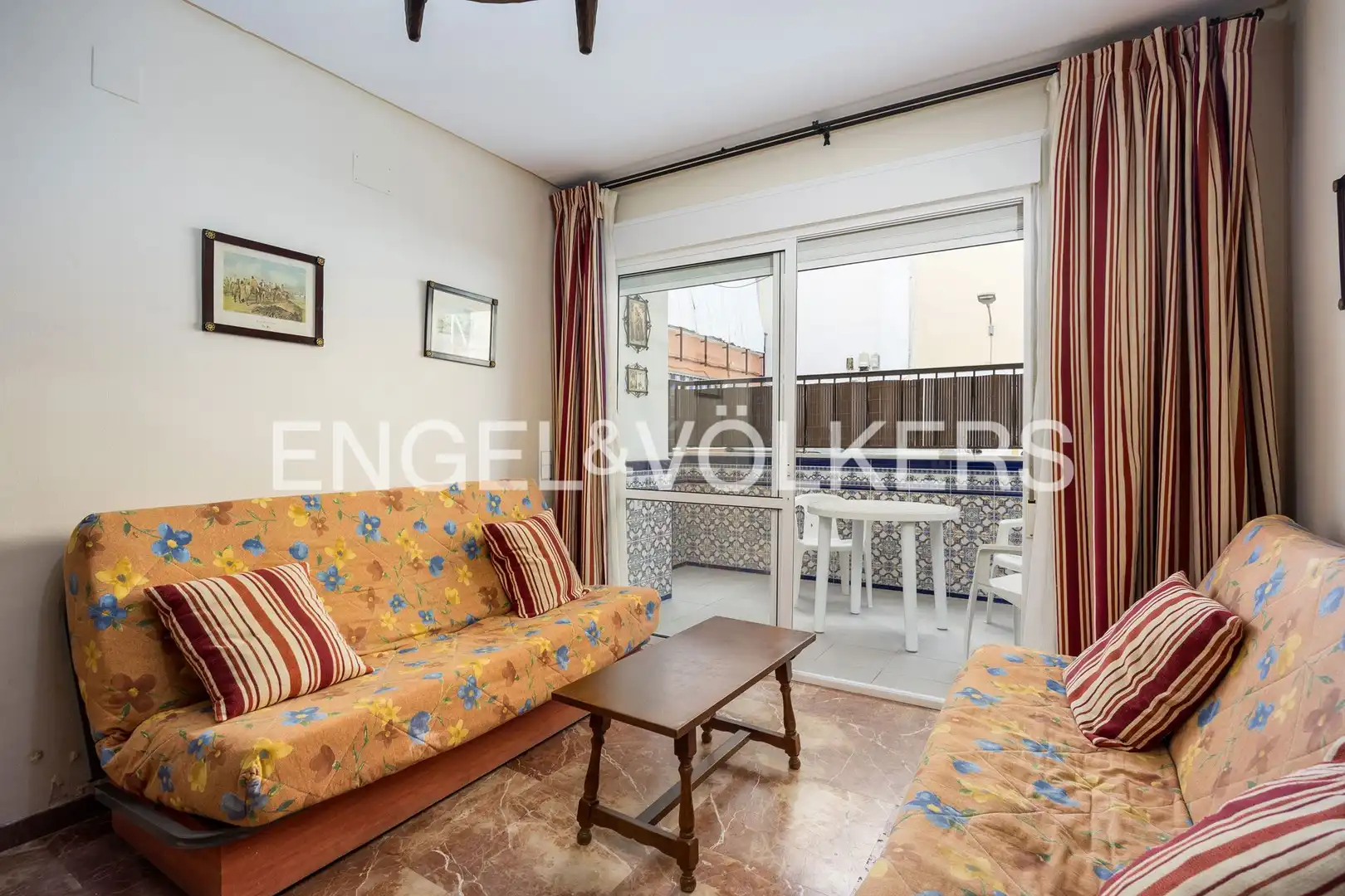 Sala de estar de Planta baja en venta en Chipiona con Calefacción y Terraza