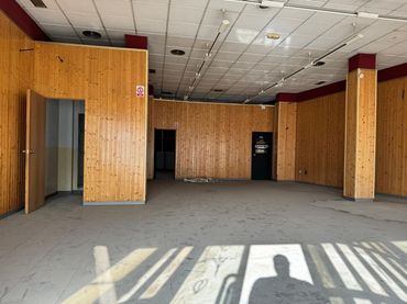 Local comercial en venta en DE MADRID 1