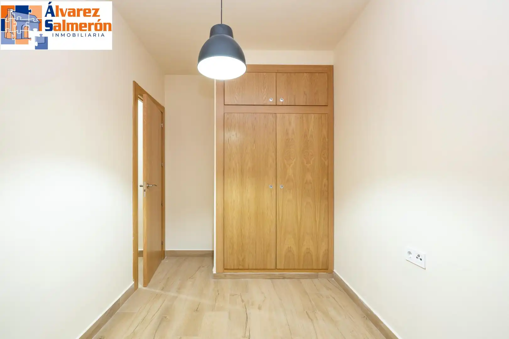 Bedroom of Flat for sale in Granada