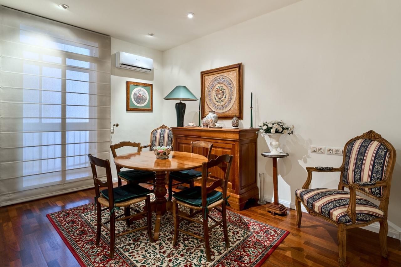 Dining room of Flat for sale in  Barcelona Capital  with Heating and Balcony