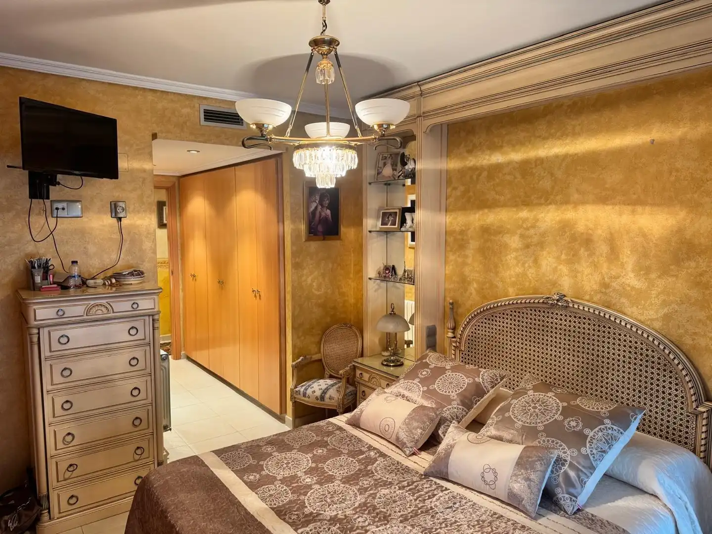 Bedroom of Flat for sale in Castellón de la Plana / Castelló de la Plana  with Heating, Storage room and Furnished