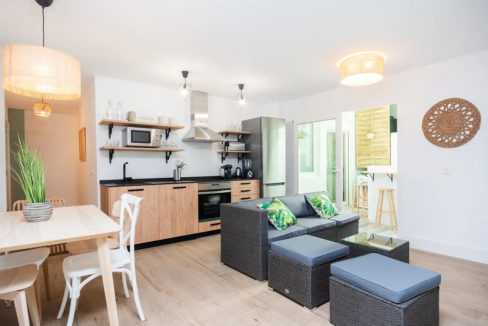 Kitchen of Flat for rent in Zaragoza  with Air Conditioner, Terrace and Furnished