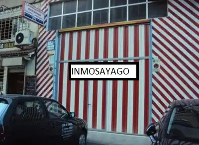 Local comercial en venta en Calle Tres de Noviembre
