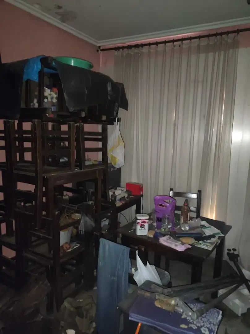 Einfamilien-Reihenhaus zum Verkauf in Barruelo de Santullán mit Ofen, Waschmaschine und Fernseher