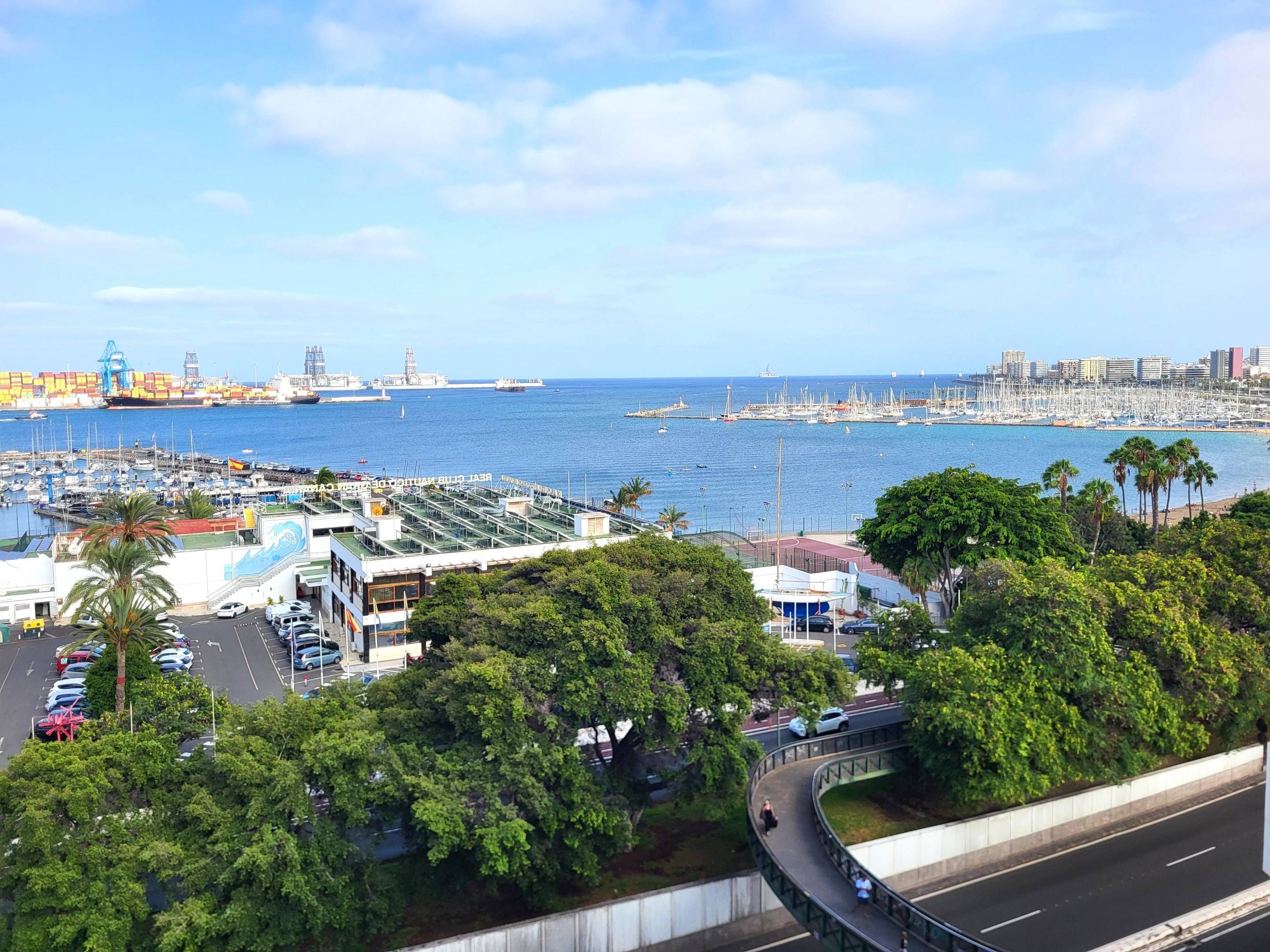 Exterior view of Flat to rent in Las Palmas de Gran Canaria  with Balcony