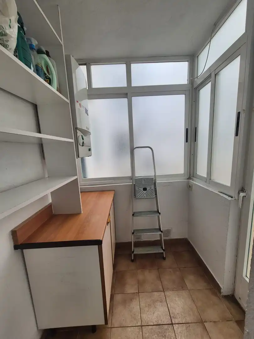 Habitación de Piso de alquiler en Ávila con Calefacción y Amueblado