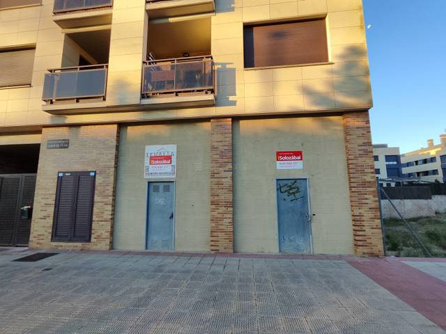 Local comercial en Alquiler en Logroño - Avenida del Moncalvillo en La Cava - Fardachón