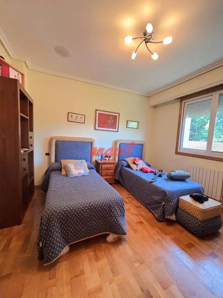 Chalet con terraza en venta en Toén, imagen 22