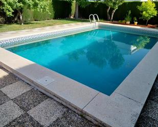 Piscina de Casa adosada en venda en Los Villares amb Aire condicionat, Jardí privat i Terrassa