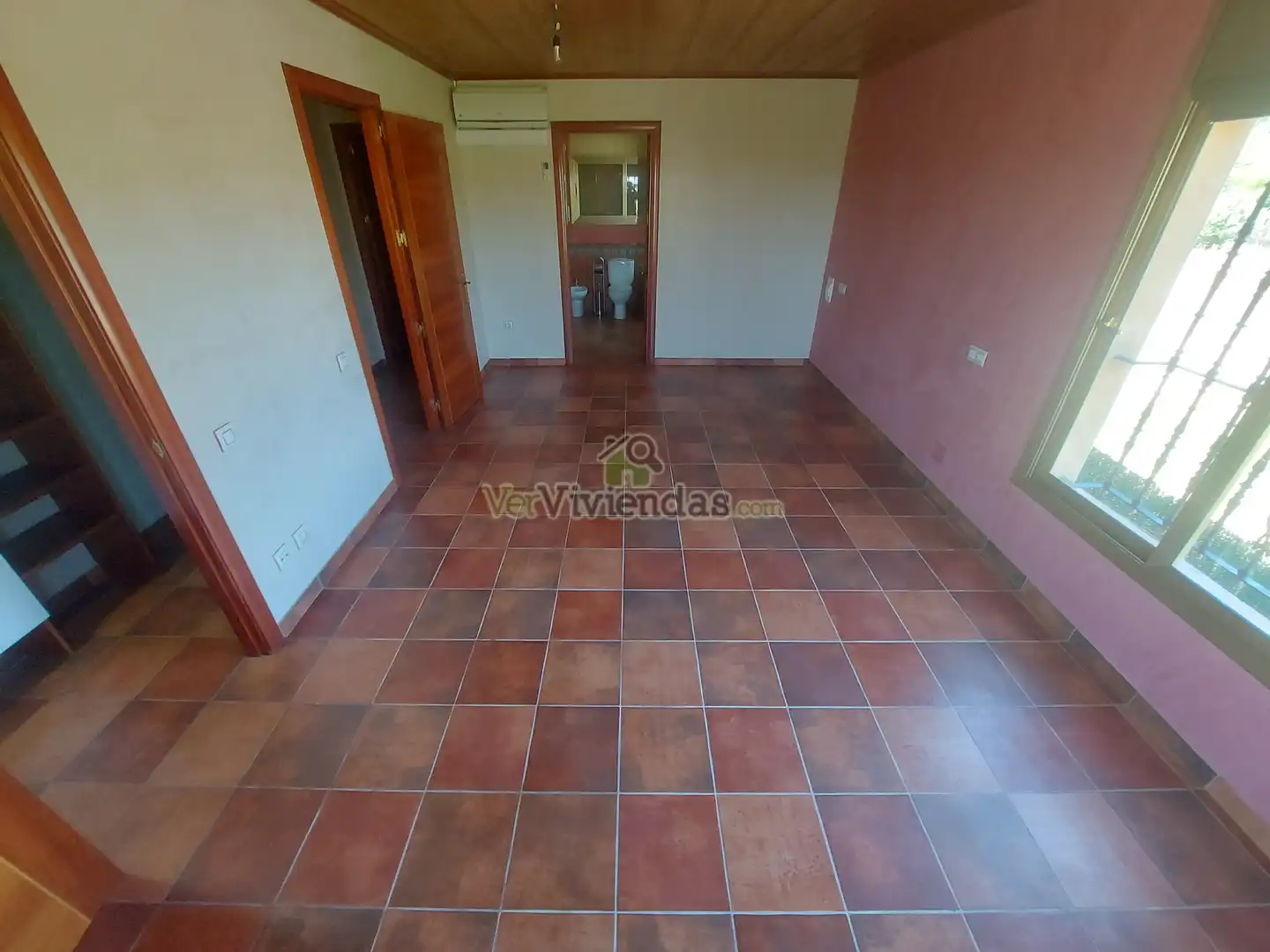 Houses for sale in Olèrdola  with Air Conditioner, Heating and Private garden
