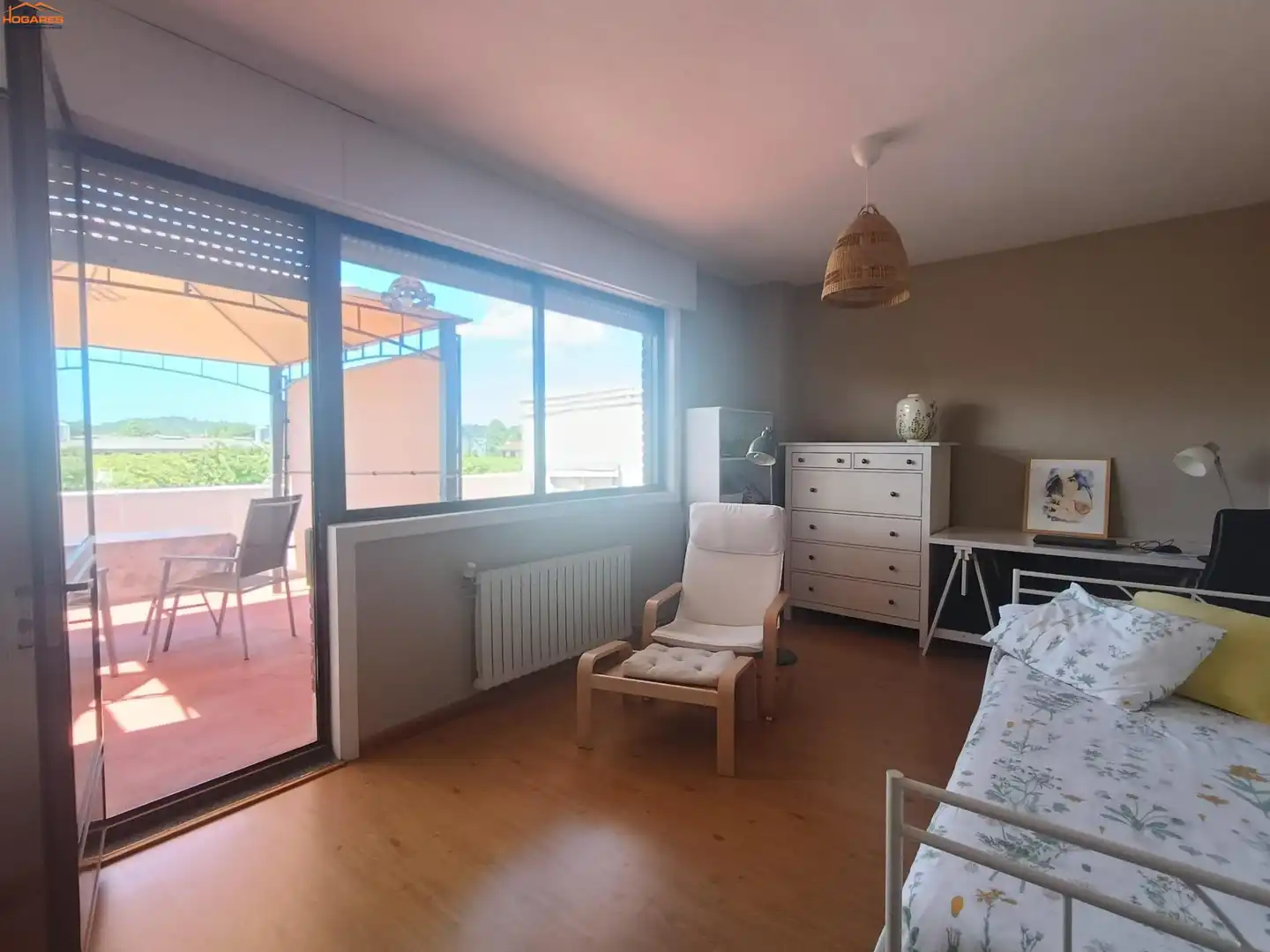 Habitación de Piso en venta en Tomiño con Calefacción, Terraza y Balcón