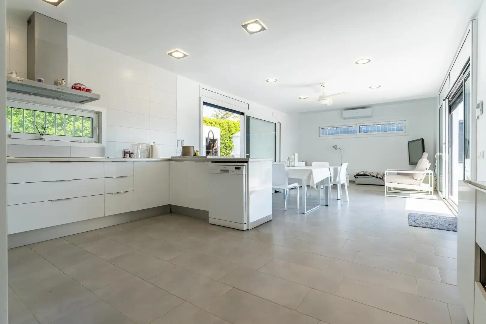 Chalet con piscina en venta en Creixell, imagen 2