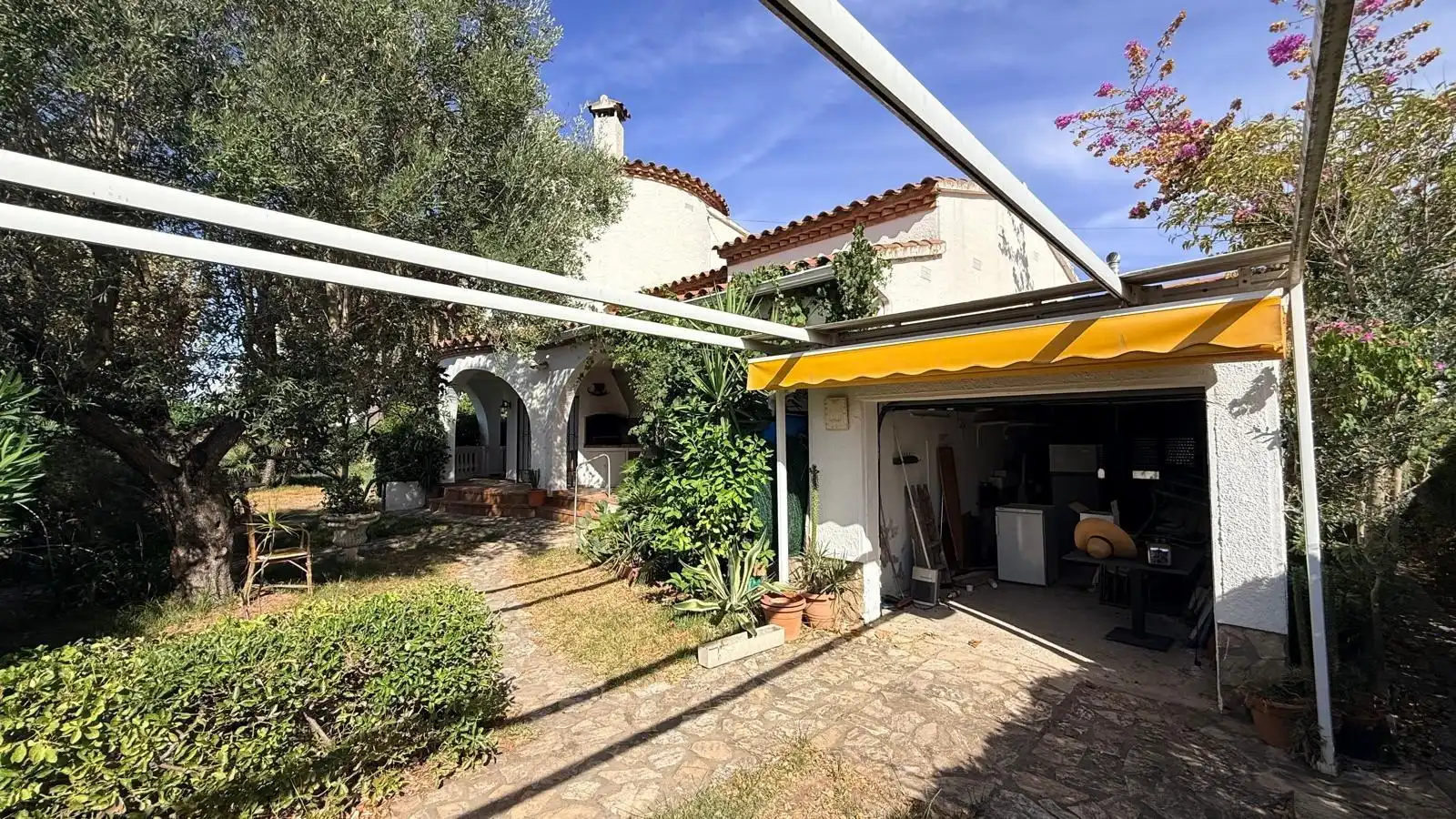 Vista exterior de Casa o chalet en venta en Empuriabrava con Calefacción, Jardín privado y Terraza