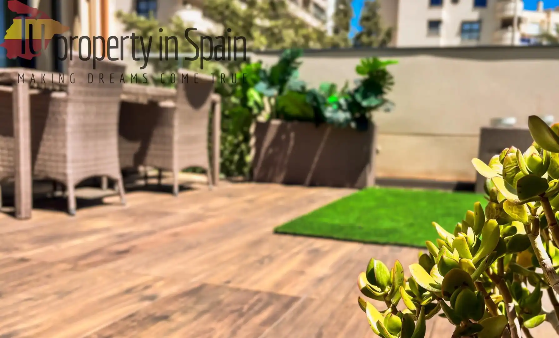 Terraza de Piso para compartir en Alicante / Alacant con Terraza, Amueblado y Piscina comunitaria