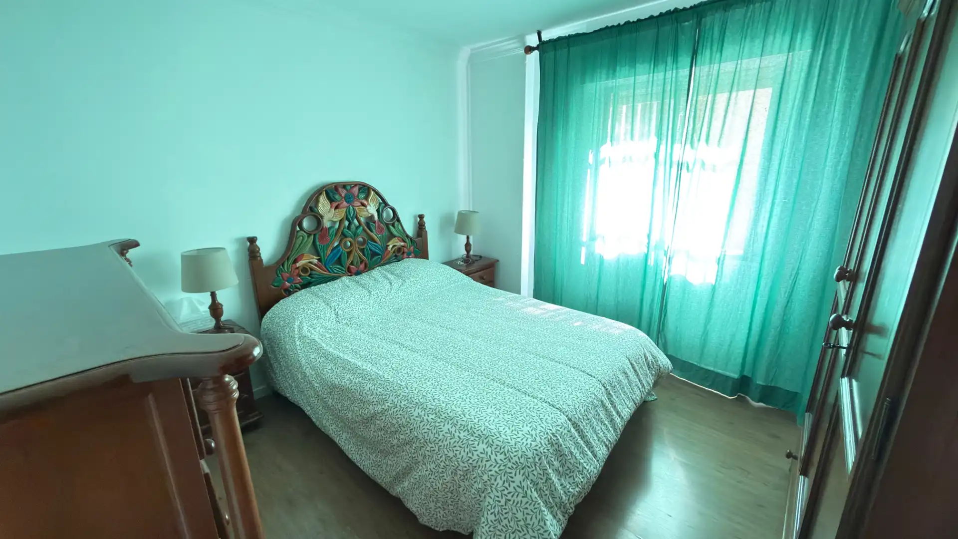 Habitación de Piso de alquiler en Málaga con Aire acondicionado, Terraza y Amueblado