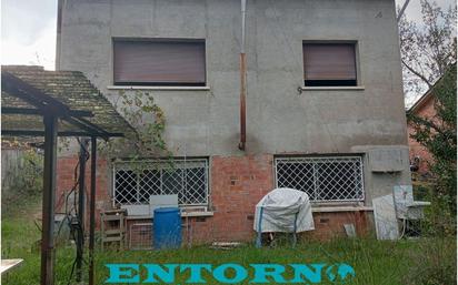 Vista exterior de Casa o xalet en venda en Lliçà d'Amunt amb Jardí privat, Terrassa i Traster