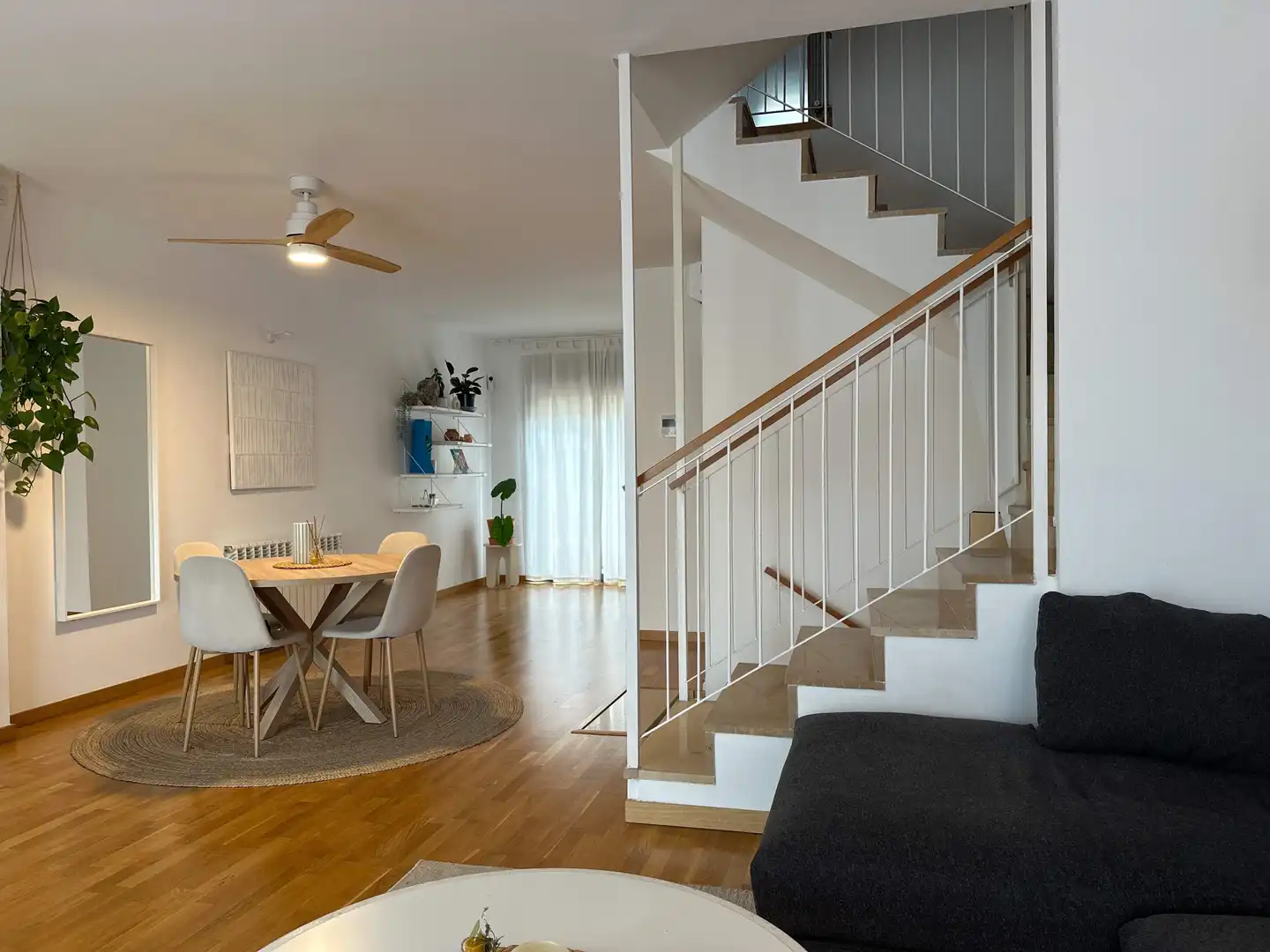 Casa adosada en venta en Sant Esteve Sesrovires con Aire acondicionado, Calefacción y Jardín privado