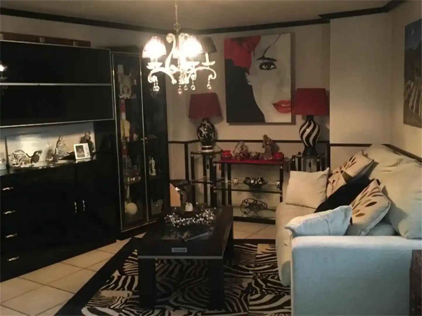 Sala de estar de Casa adosada en venta en Verín con Aire acondicionado, Parquet y Trastero