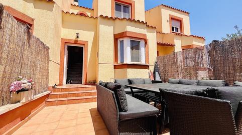 Photo 3 of Single-family semi-detached for sale in Cabo Roig, Alicante