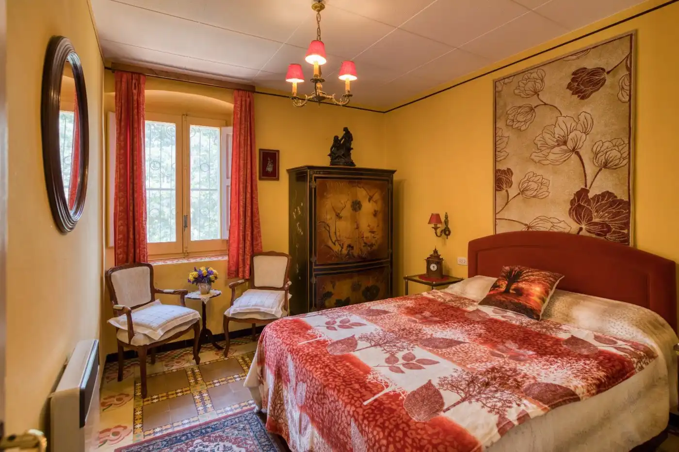 Schlafzimmer von Country house zum Verkauf in Sant Pere Pescador mit Privatgarten