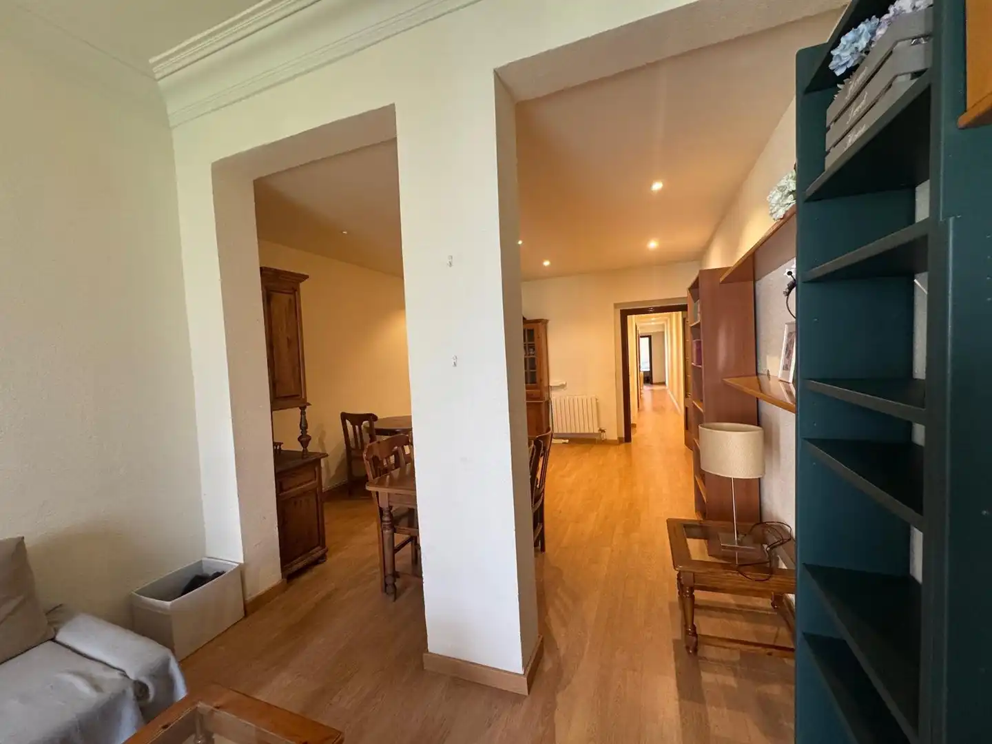 Piso en venta en Madrid con Calefacción, TV y Balcón