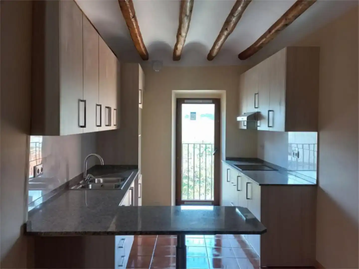 Cuina de Pis en venda en Torroja del Priorat amb Aire condicionat i Moblat
