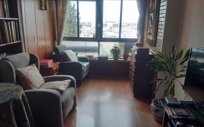 Sala d'estar de Apartament en venda en  Sevilla Capital amb Jardí privat