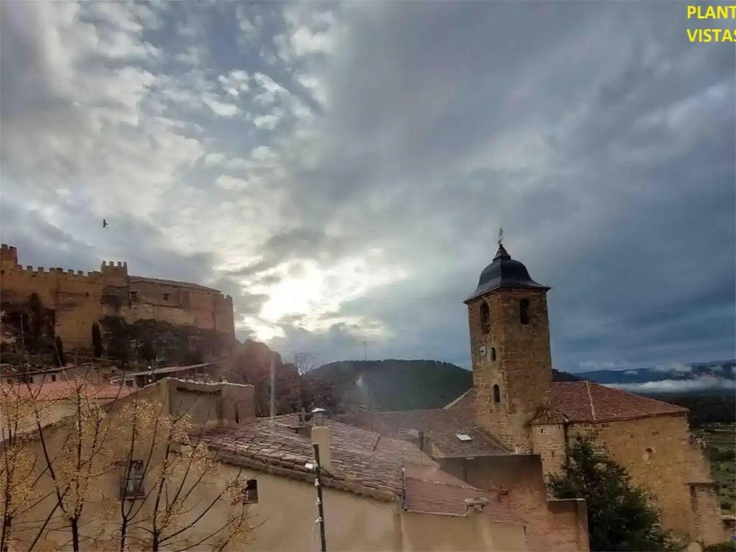 Vista exterior de Casa adosada en venta en Yeste, Albacete