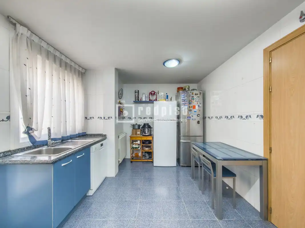 Cocina de Casa o chalet en venta en Rivas-Vaciamadrid con Calefacción, Jardín privado y Trastero