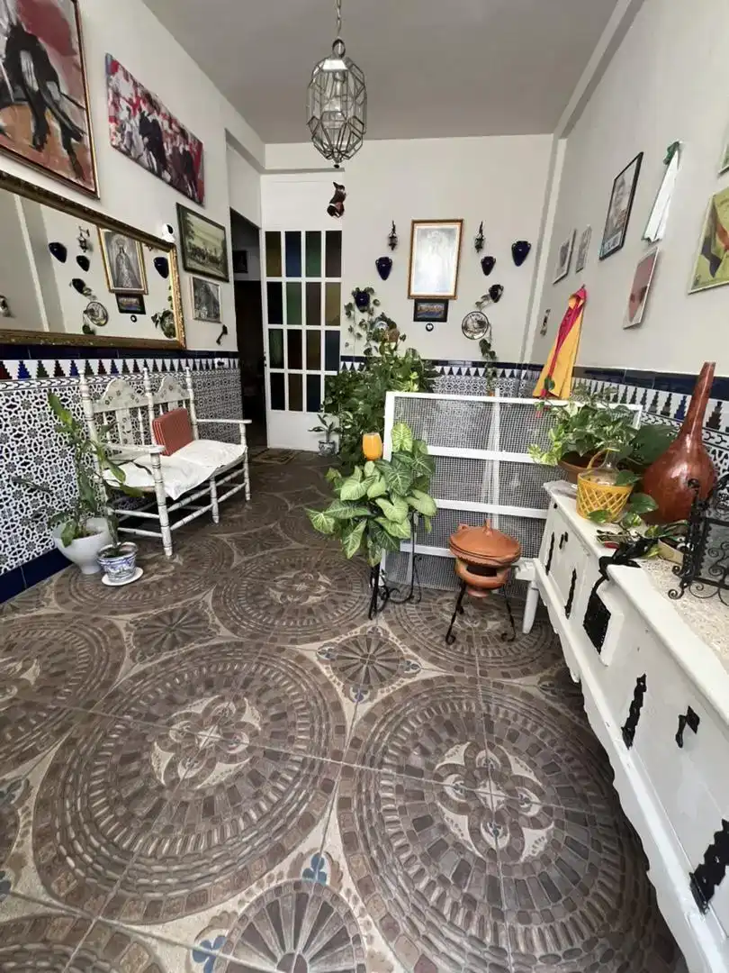 Casa adosada en venda en La Algaba amb Aire condicionat i Balcó